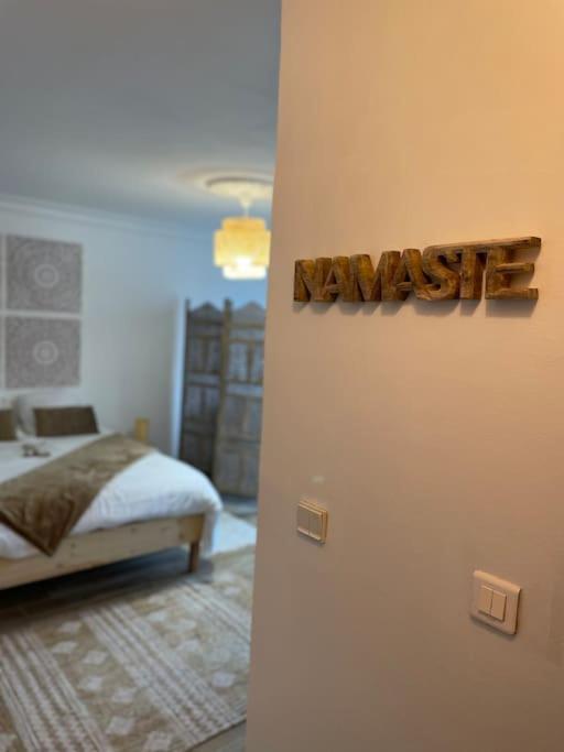 Studio Vue Direct Sur Le Port De Cergy, Parking Prive Gratuit Luaran gambar